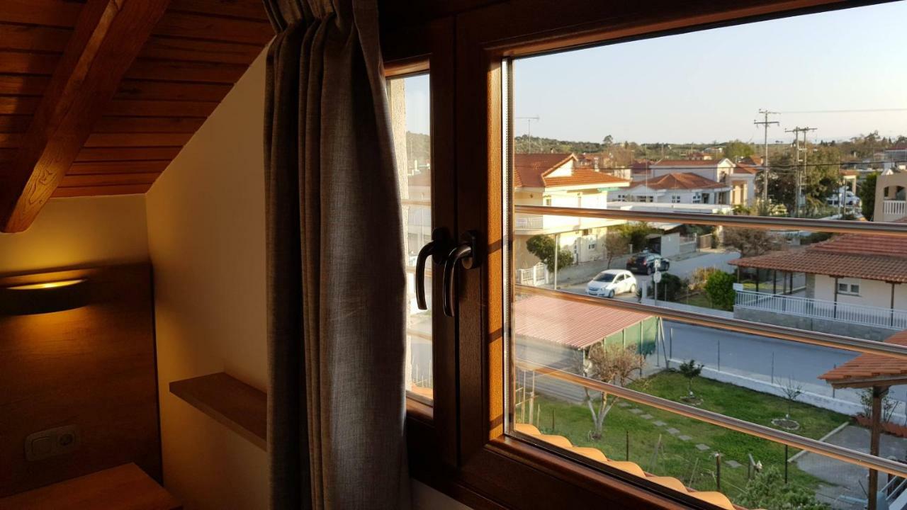 Golden Attic Daire Nea Roda Dış mekan fotoğraf